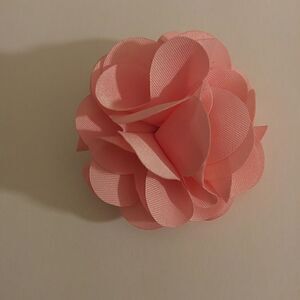 MEN'S SOLID PINK LAPEL FLOWER.